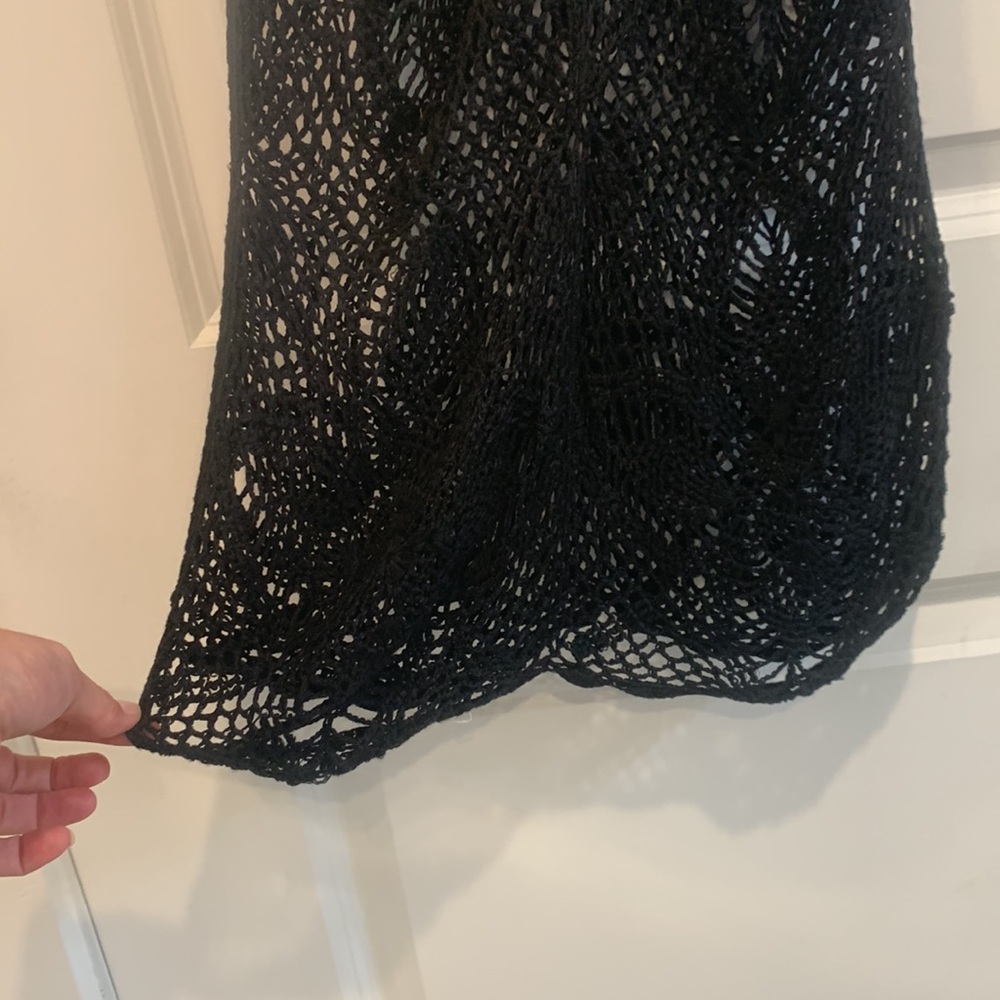 Knitted Coverup - Picture 6 of 7